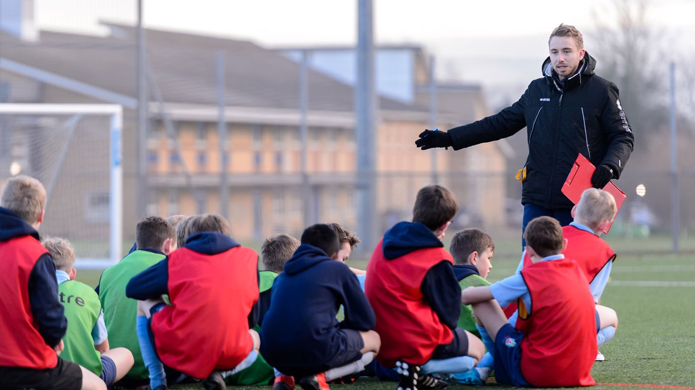 Coaching kids football